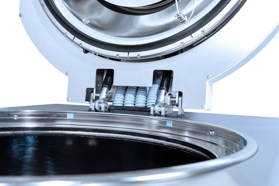 Innovadora tapa con anillo de cierre para un cierre seguro de los autoclaves Systec